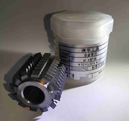 أدوات التروس الصغيرة باستخدام الحاسب الآلي Ø32 × L30 × Ø13 أدوات كربيد الأسمنت المقاومة للحرارة