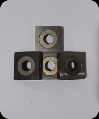 YS2T CNC شفرات قطع المخرطة 1960 MPa نصف تشطيب مع ثقب دائري