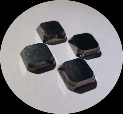 CNC مخرطة أداة Cermet تحول إدراجات YDS15 فضي رمادي حسب الطلب